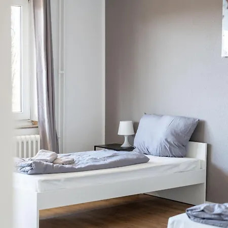 Bege Simplystay Apartment Duisburg